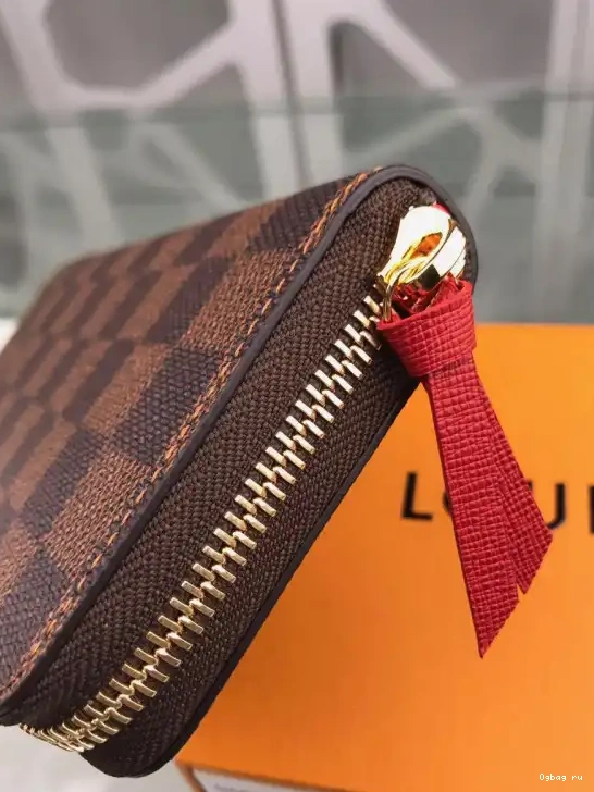 ZIPPY LOUIS VUITTON 0510